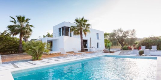 Can Guasch – Villa con piscina en Ibiza